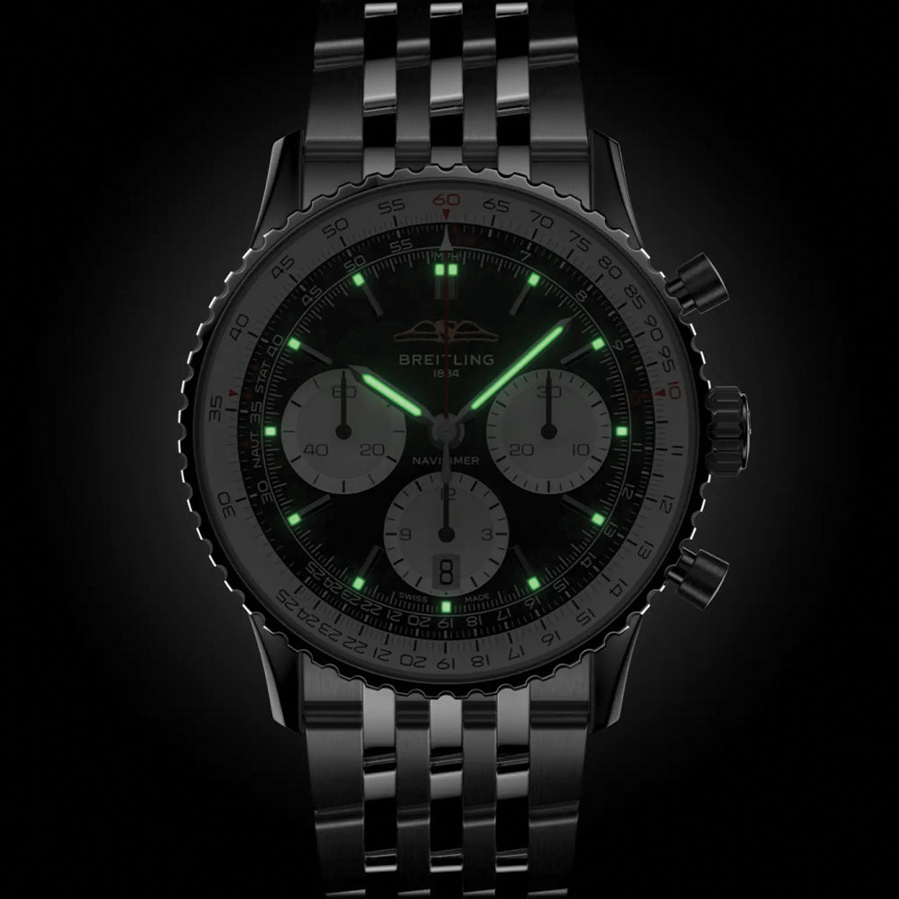 Navitimer B01 Chronograph 41mm - Black on Bracelet