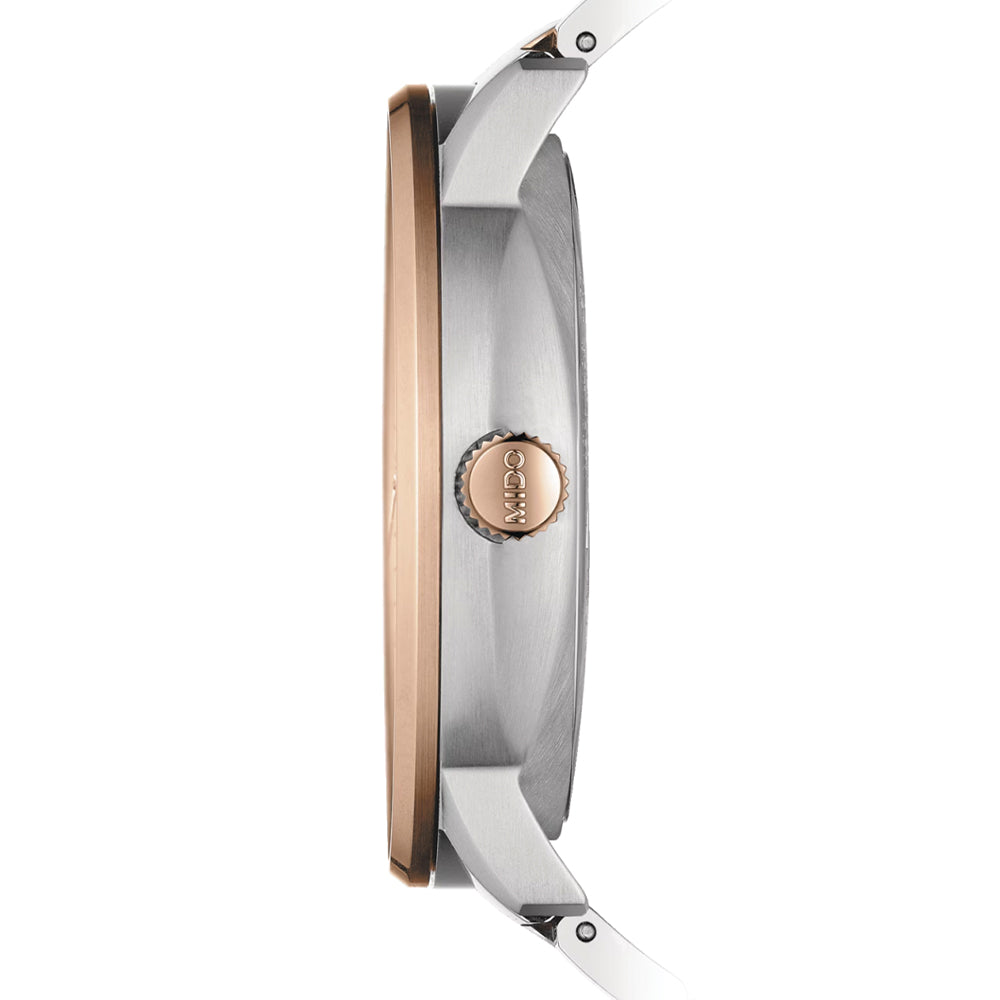 Commander Big Date 42mm - Black on Bracelet