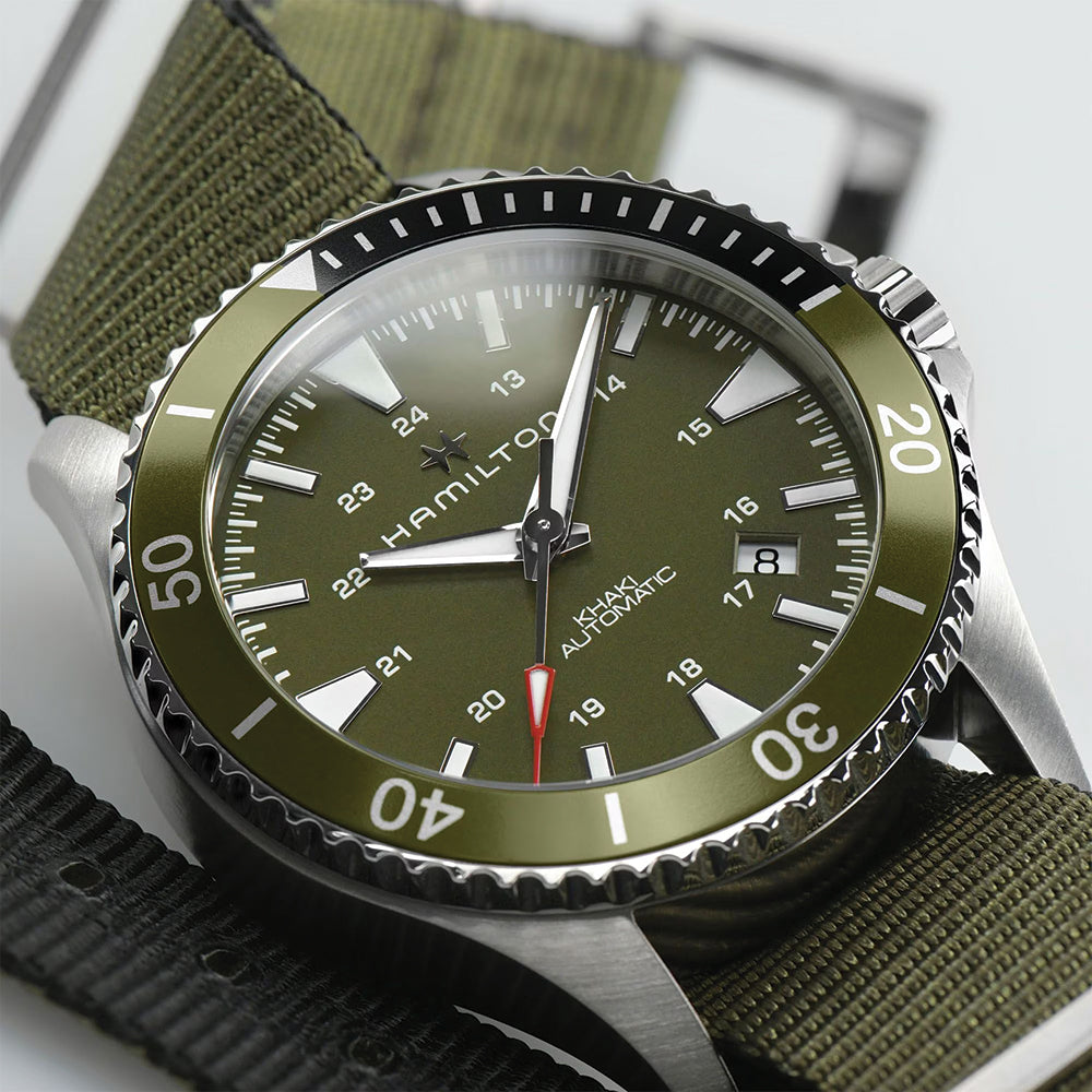 Khaki Navy Scuba Auto 40mm - Green on Green Strap