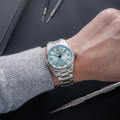 Sector II Sport Glacial 38mm - Blue on Bracelet