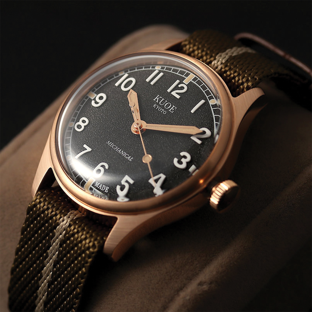 OLD SMITH Bronze No-Date 38mm - Black on Khaki x Beige Fabric Strap