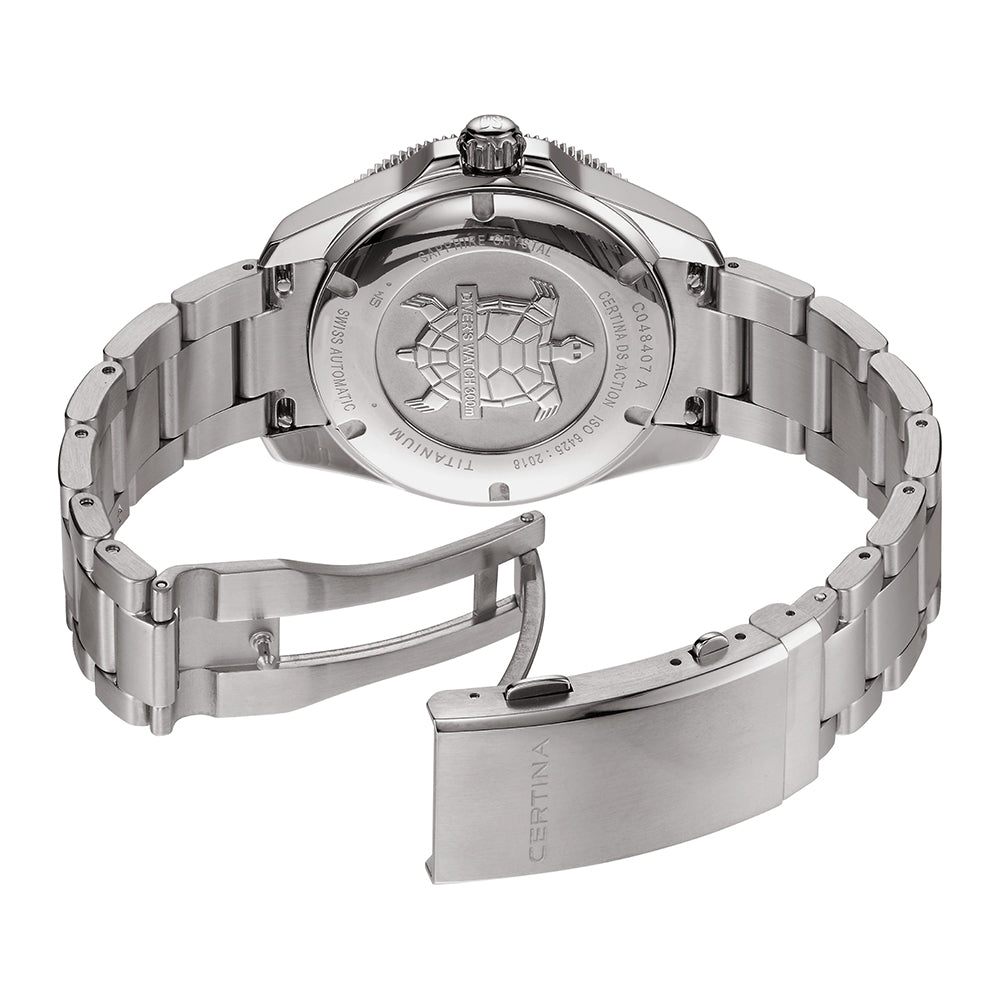 DS Action Diver "New DS Concept Extreme Shock Resistance" Titanium 40.5mm - Blue on Bracelet