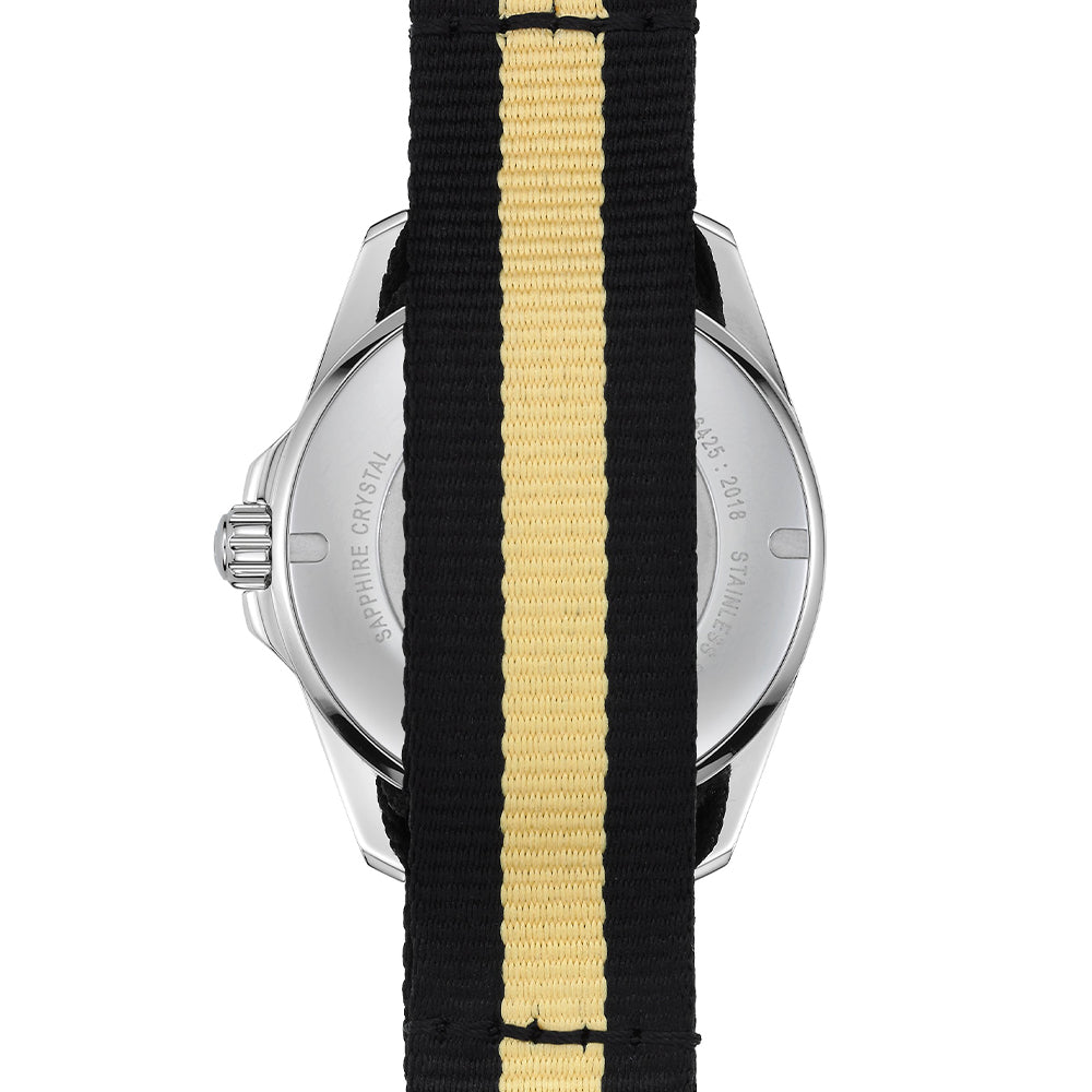 DS Action Diver "New DS Concept Extreme Shock Resistance" 40.5mm - Black on One-Piece Textile Strap