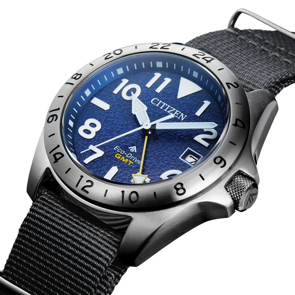 Promaster Land GMT 39.5mm - Blue on Fabric Strap