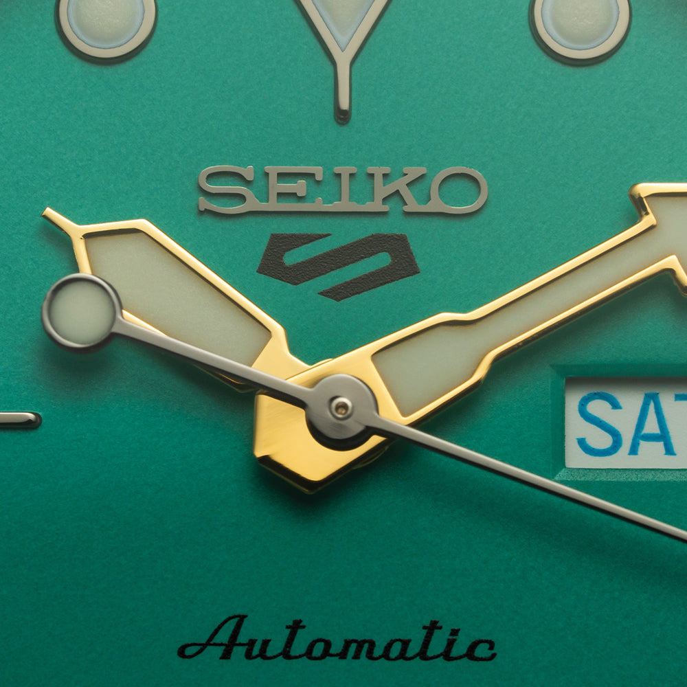 SRPK33 5 Sports 38mm - Green on Bracelet