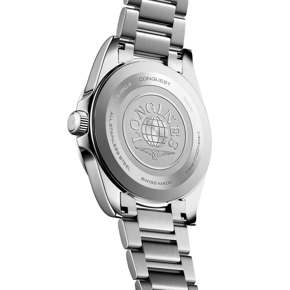 Conquest Quartz 41mm - White on Bracelet