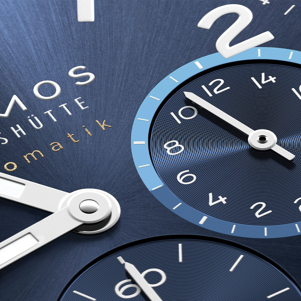 Club Sport Neomatik Worldtimer 40mm - Blue on Bracelet
