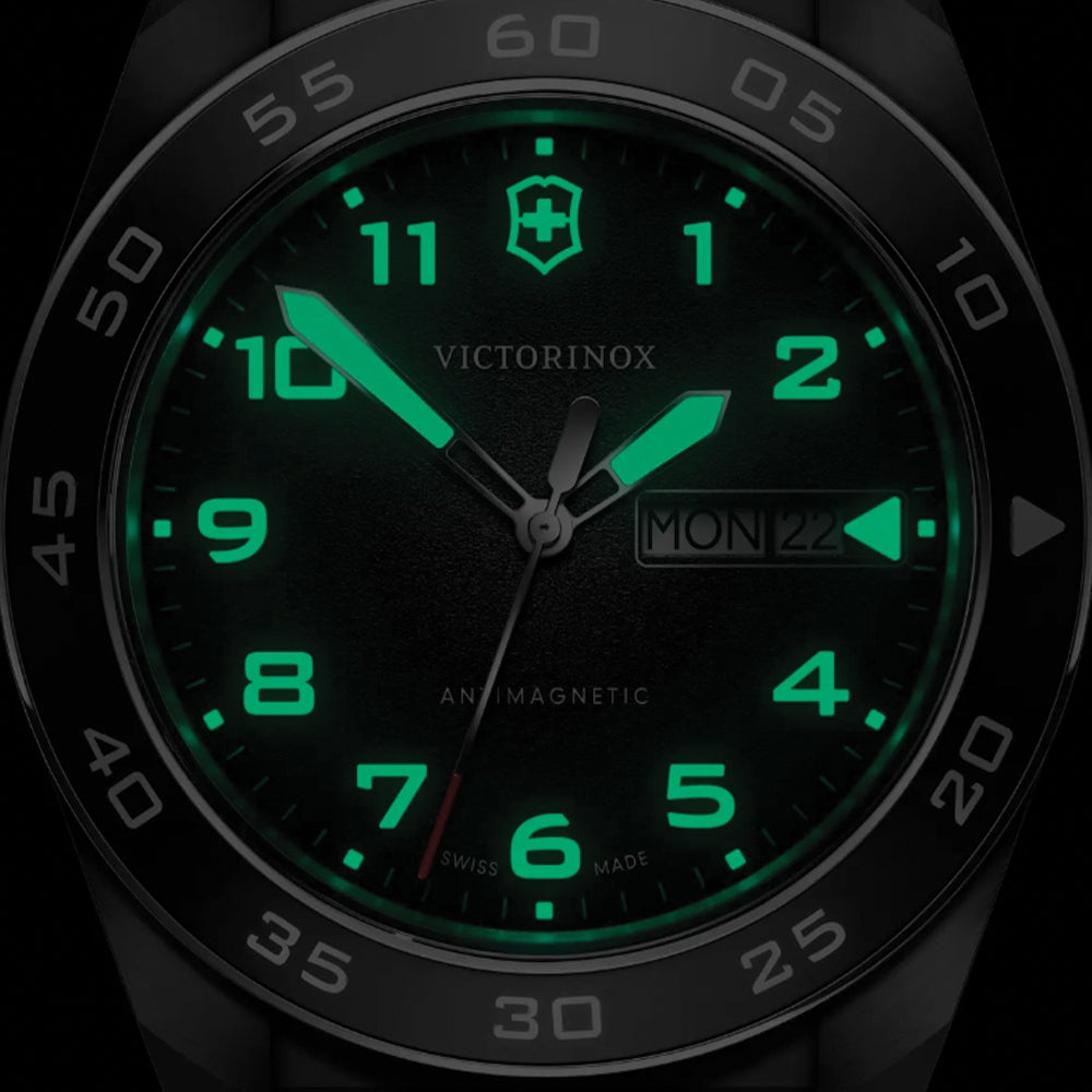 Swiss Army Quartz 42mm - Black on Black Leather Strap