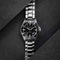 Khaki Navy Scuba Auto 40mm - Black on Bracelet