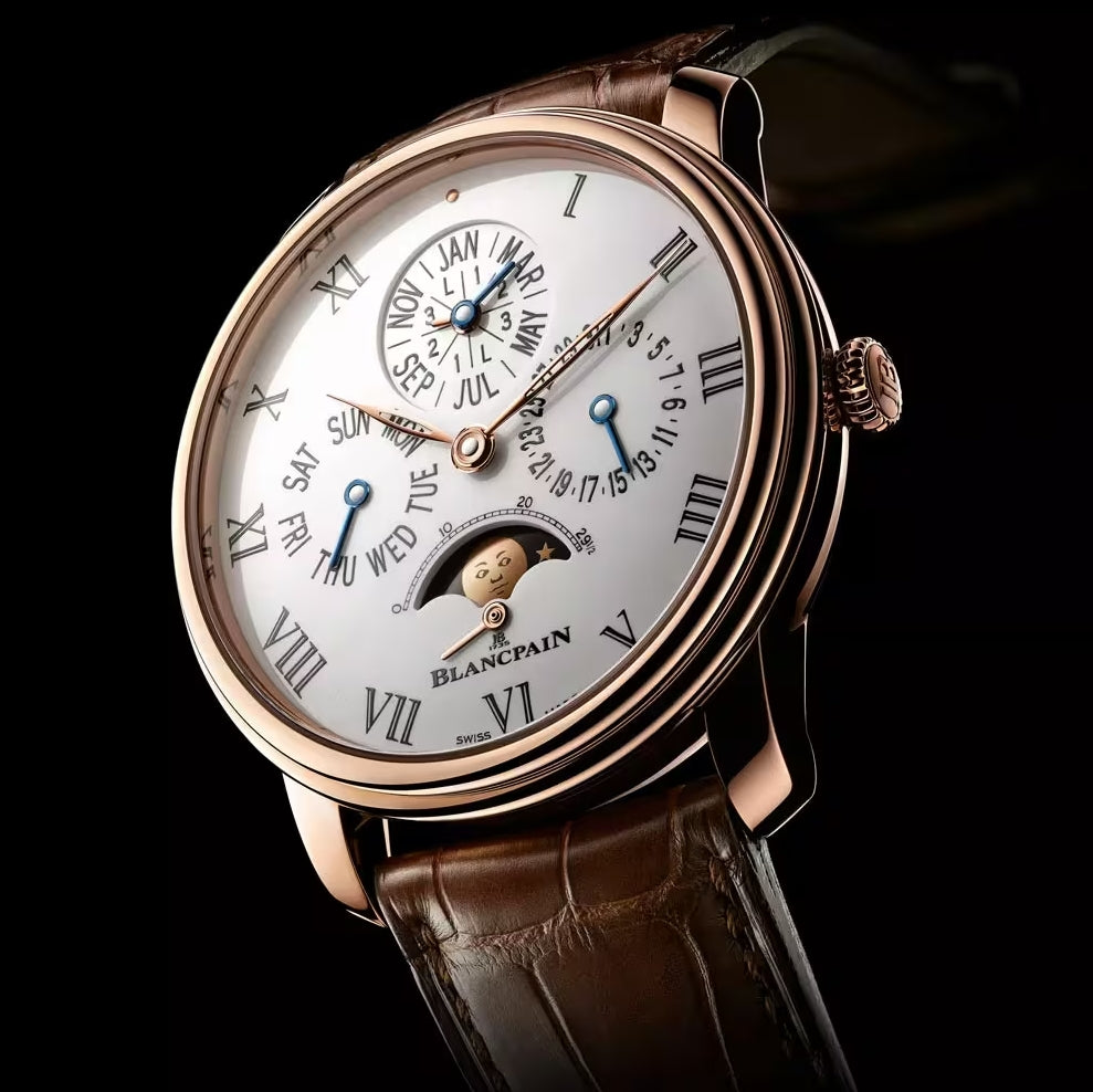 Villeret Quantième Perpétuel 8 Jours Red Gold 42mm - White on Leather Strap