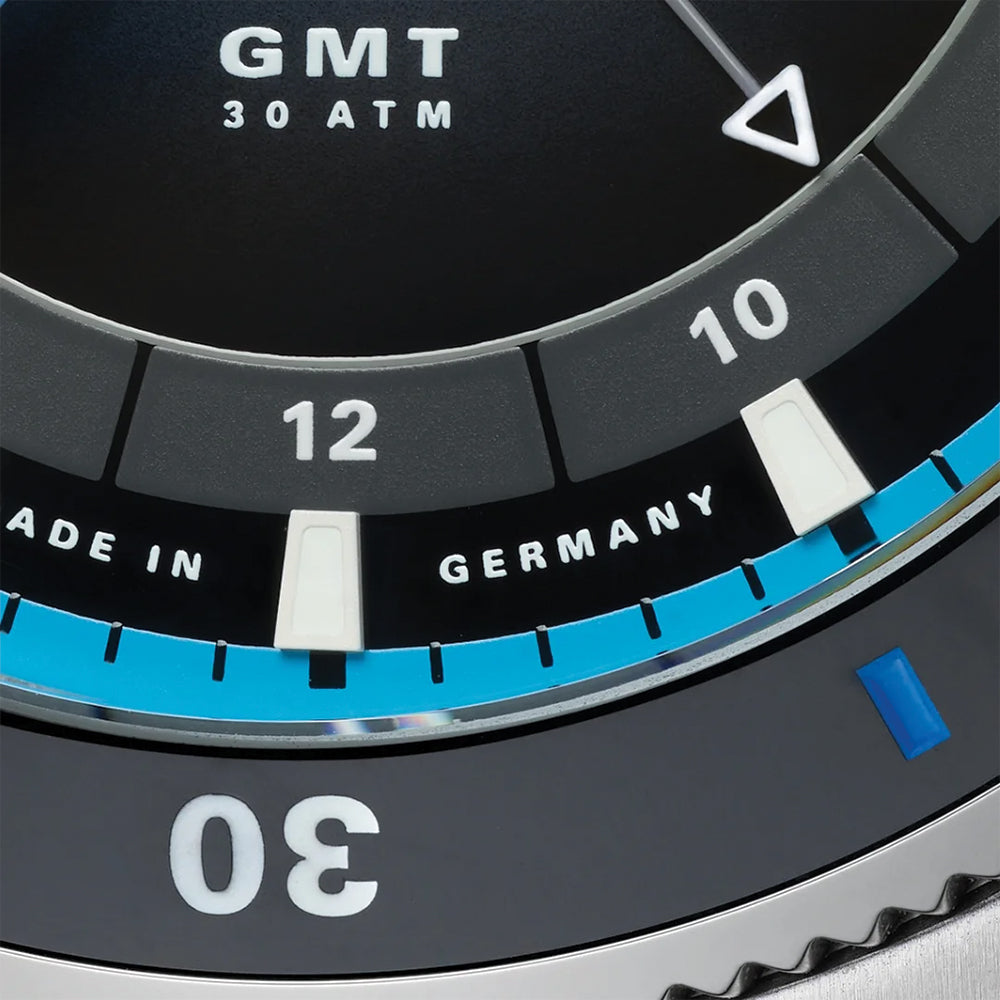Sportivo Travel GMT 42.5mm - Black on Canvas-Rubber Strap