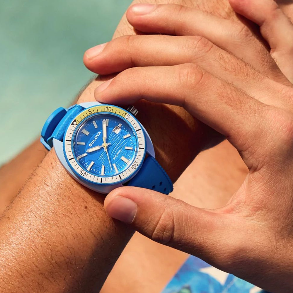 Snorkel Blue Tang Fish 41mm - Blue on Rubber Strap