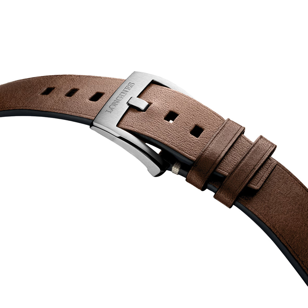Pilot Majetek 43mm - Black on Leather Strap