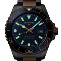HydroConquest Quartz Red PVD Two-Tone 42mm - Blue on Bracelet