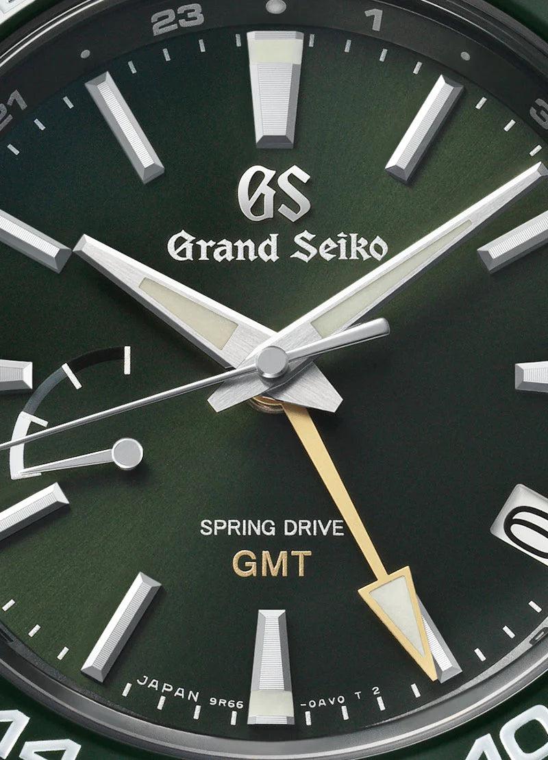 SBGE257 Sport Spring Drive GMT 40.5mm - Green on Bracelet