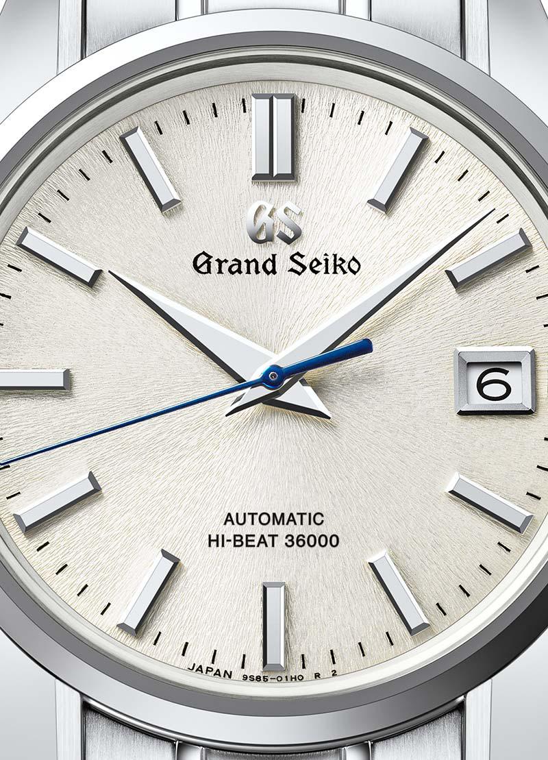 SBGH299 Heritage Hi-Beat 36000 40mm - White on Bracelet