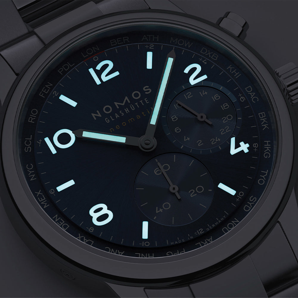 Club Sport Neomatik Worldtimer 40mm - Blue on Bracelet