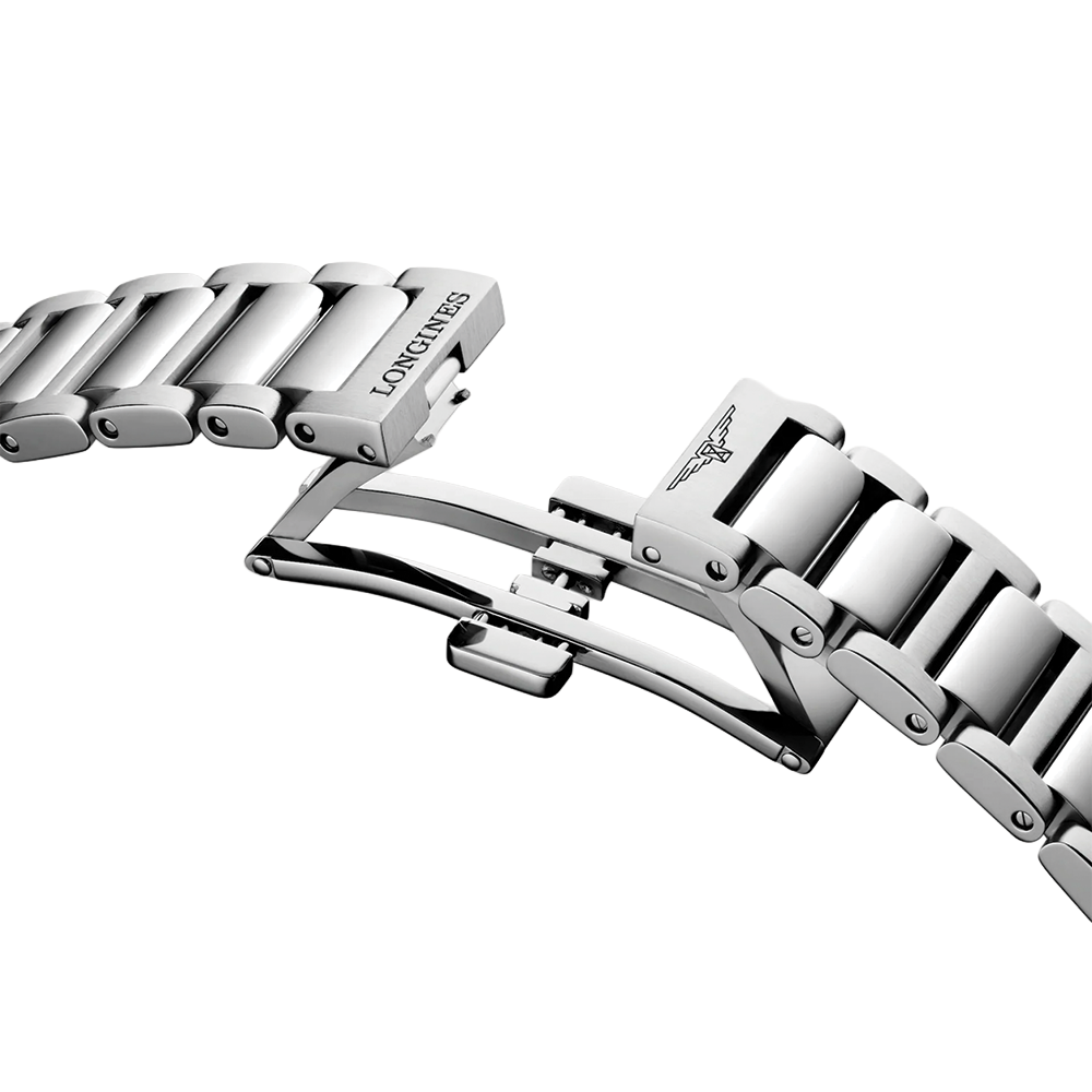 Conquest Quartz 34mm - Green on Bracelet