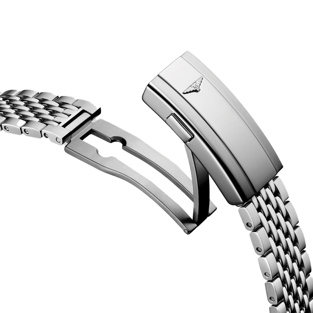 Legend Diver 39mm - White on Bracelet