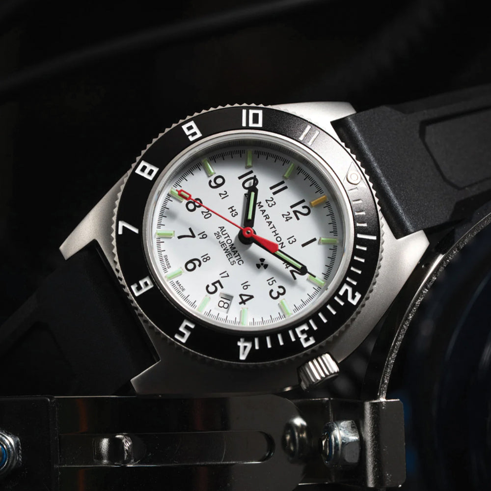 SSNAV-D 41mm - Arctic on Rubber Strap