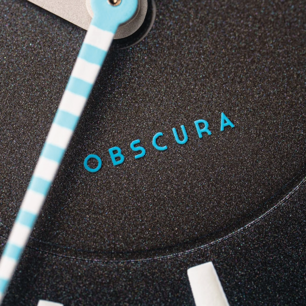 Obscura II DLC 40mm - Grey on Bracelet