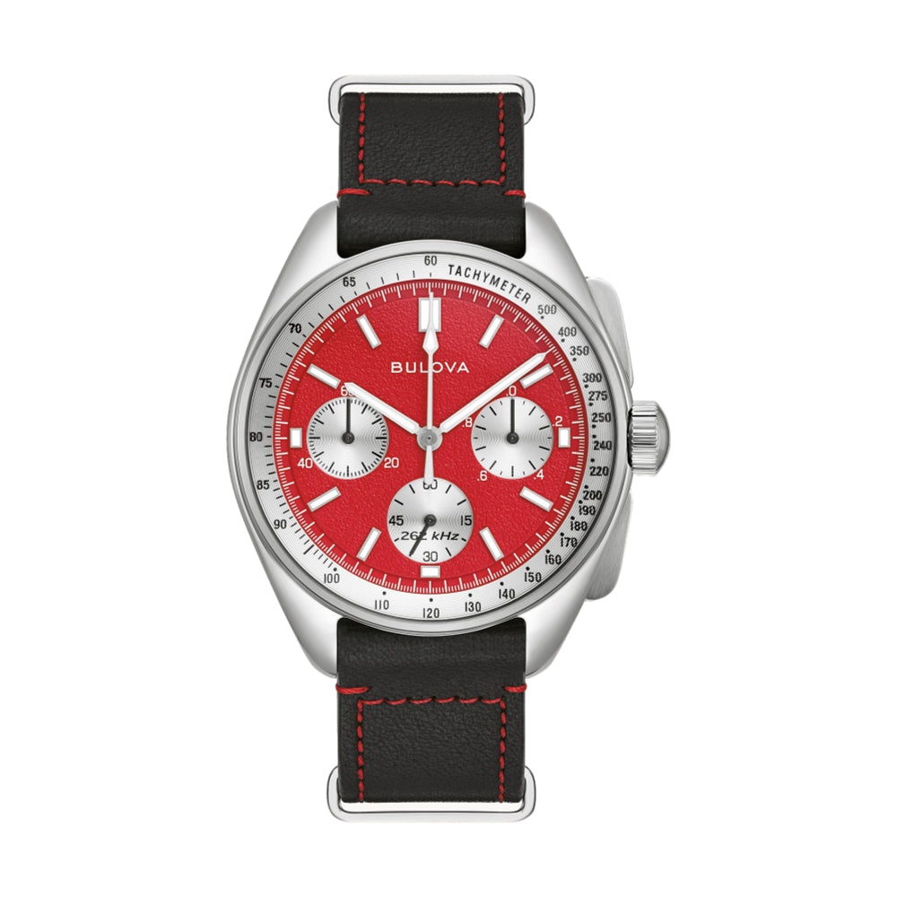 Lunar Pilot "Blood Moon" 43.5mm - on Bracelet