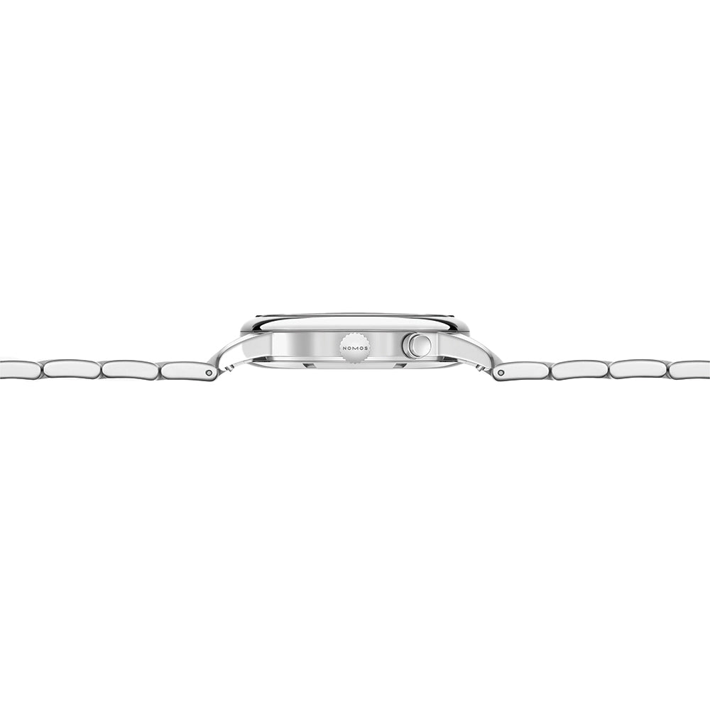 Club Sport Neomatik Worldtimer 40mm - Silver on Bracelet