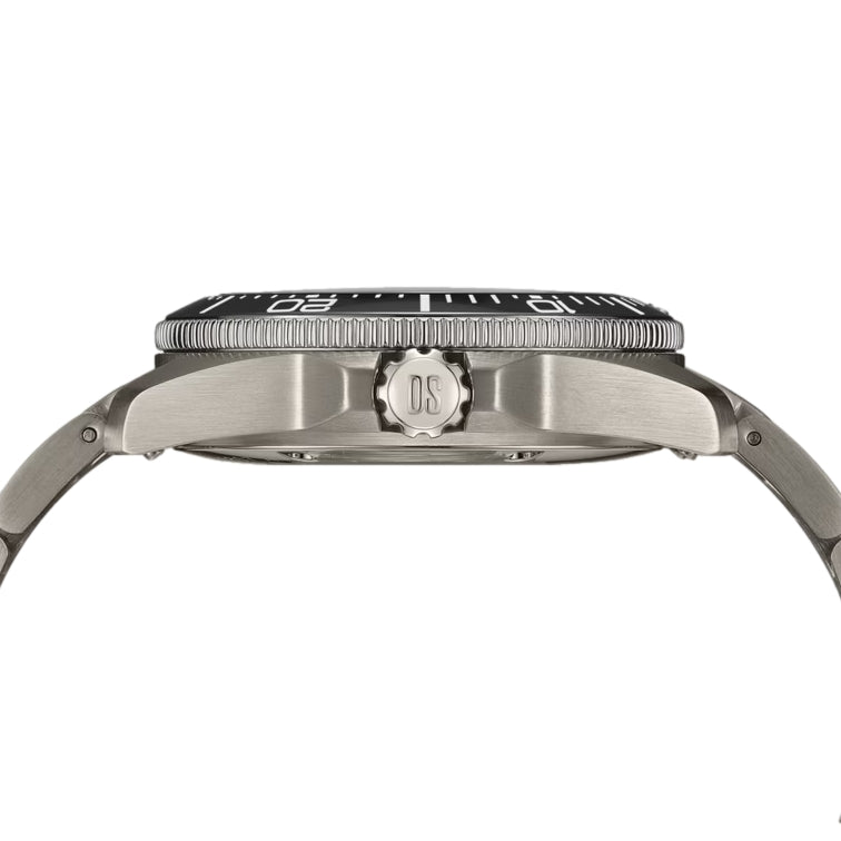 DS Action Diver “New DS Concept Extreme Shock Resistance” Titanium 38mm - Black, Pink Accents on Bracelet