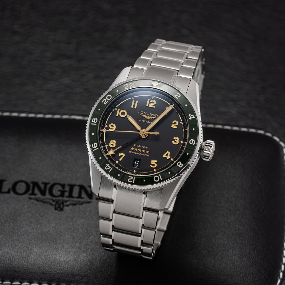 Spirit Zulu Time 39mm - Green on Bracelet