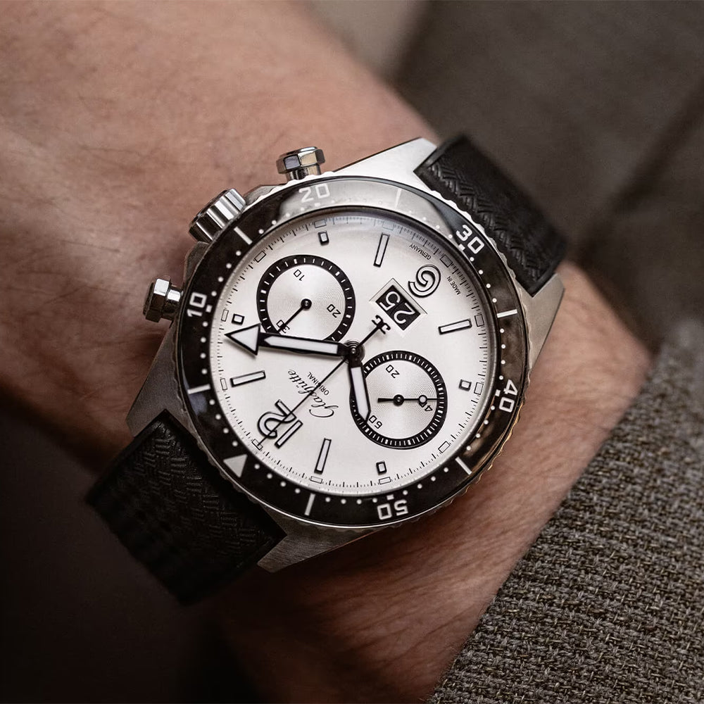 SeaQ Chronograph 43.2mm - Galvanized Silver on Rubber Strap