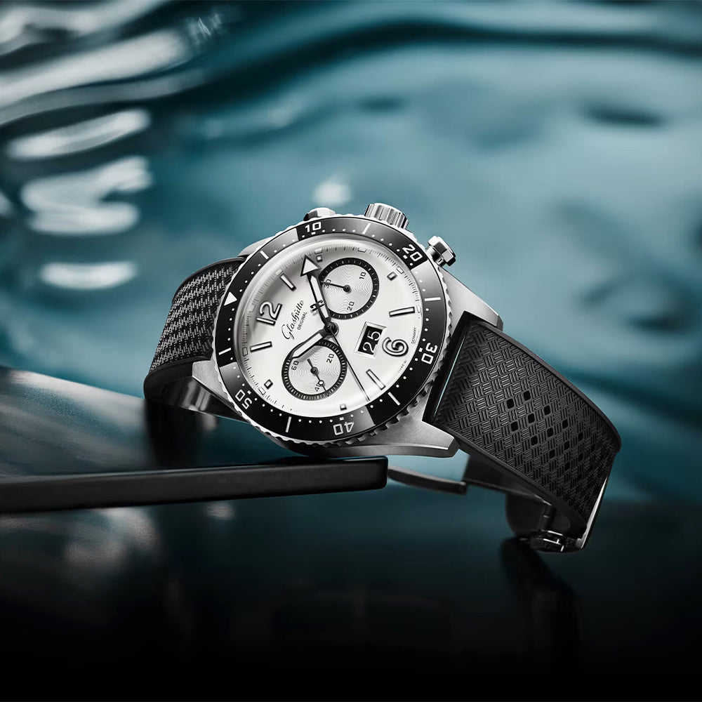 SeaQ Chronograph 43.2mm - Galvanized Silver on Rubber Strap
