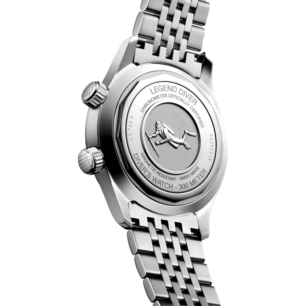 Legend Diver 39mm - Anthracite on Bracelet