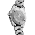 HydroConquest 39mm - Blue on Bracelet