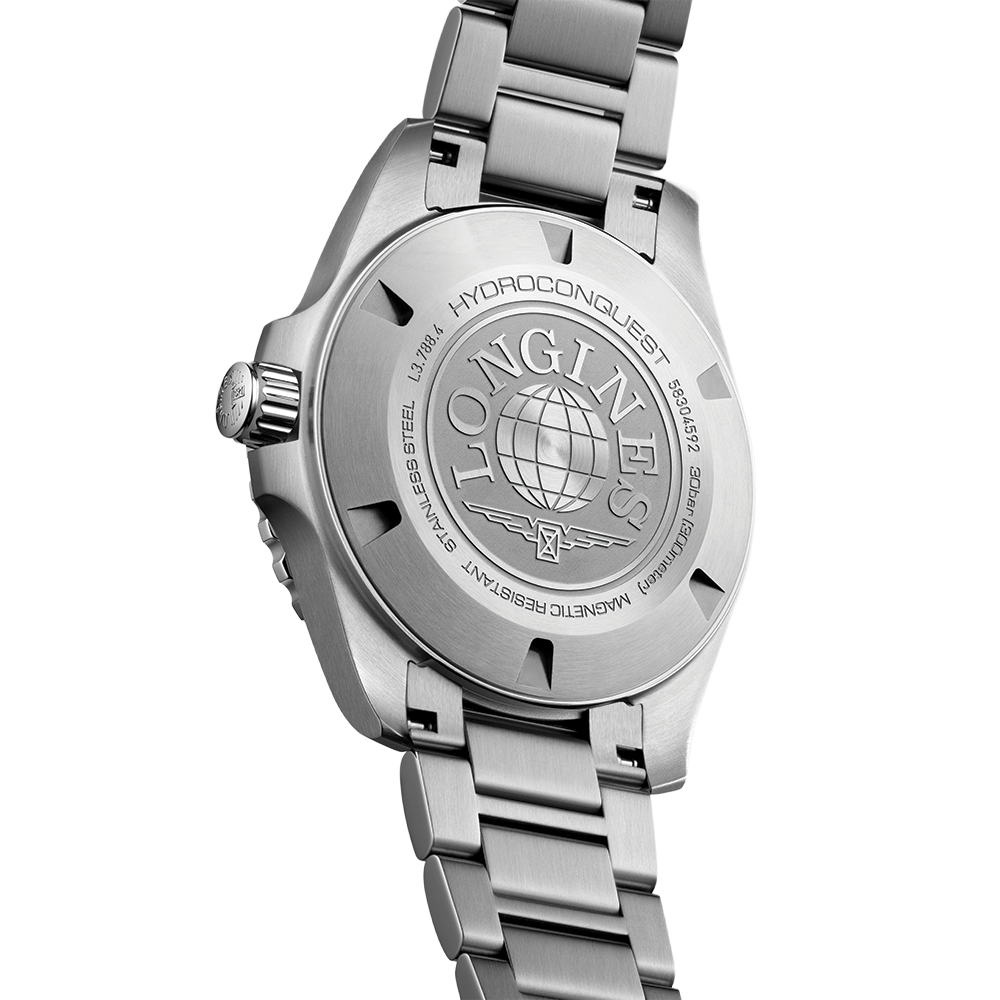 HydroConquest 42mm - Green on Bracelet