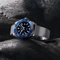 HydroConquest 42mm - Black, Blue Bezel on Mesh Bracelet