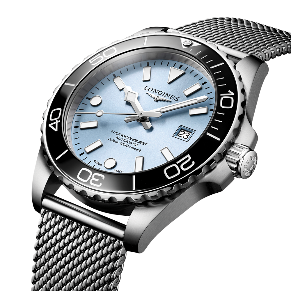 HydroConquest 42mm - Blue, Black Bezel on Mesh Bracelet