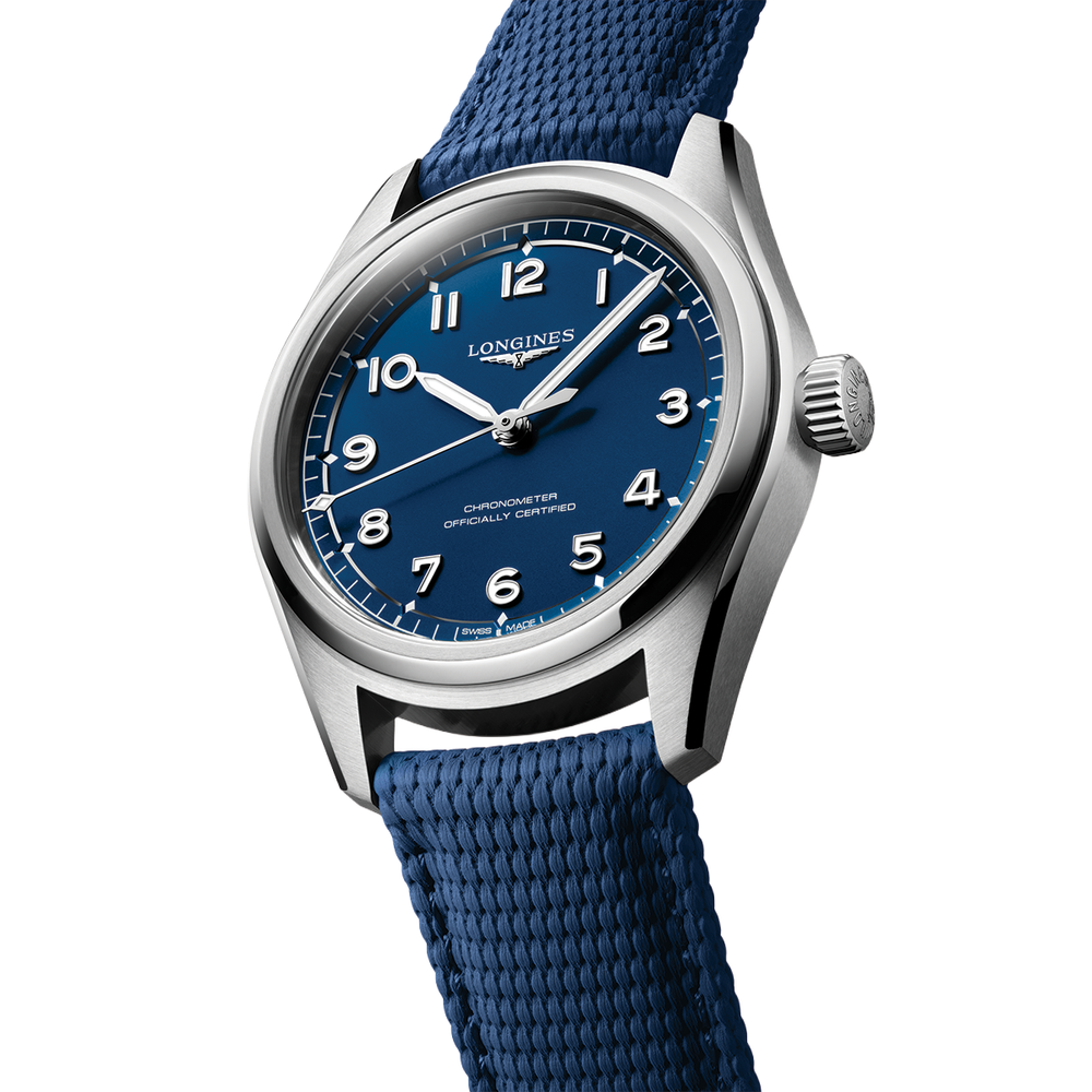 Spirit Pilot 39mm - Blue on Rubber Strap