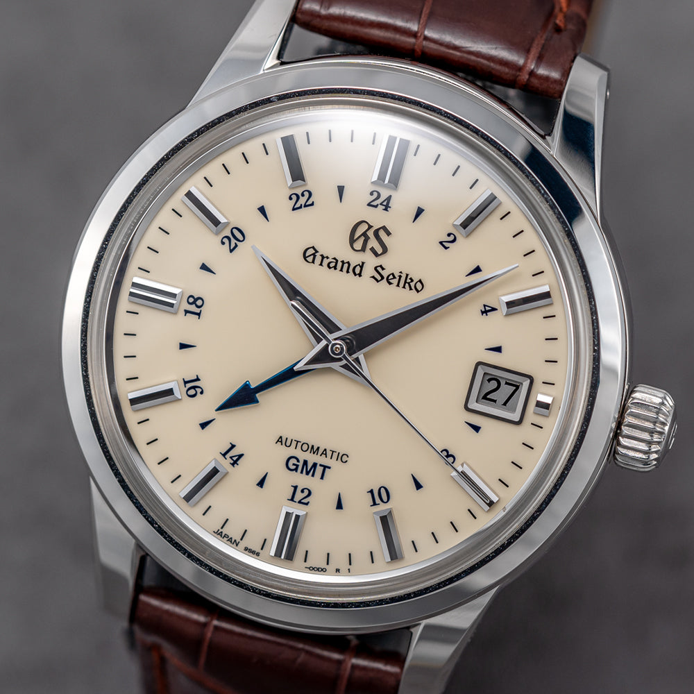 SBGM221 Elegance Mechanical GMT 39.5mm - Ivory on Leather Strap