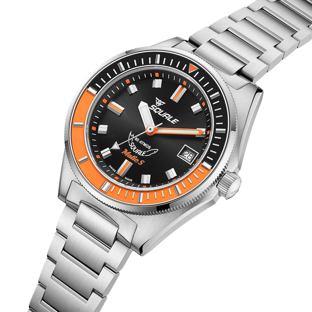 Matic S 39.5mm - Black, Orange Bezel on Bracelet