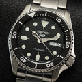 SRPK29 5 Sports 38mm - Black on Bracelet