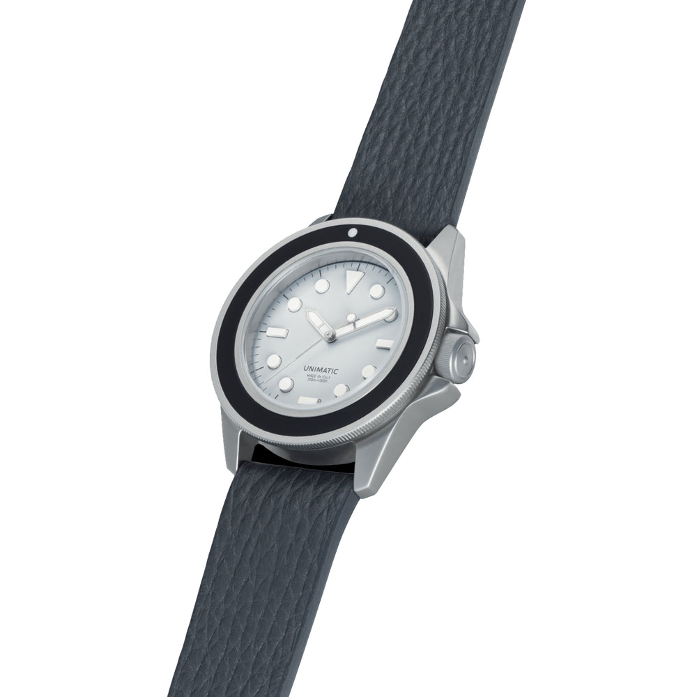 UT1-GO Limited Edition 41.5mm - White on Leather Strap