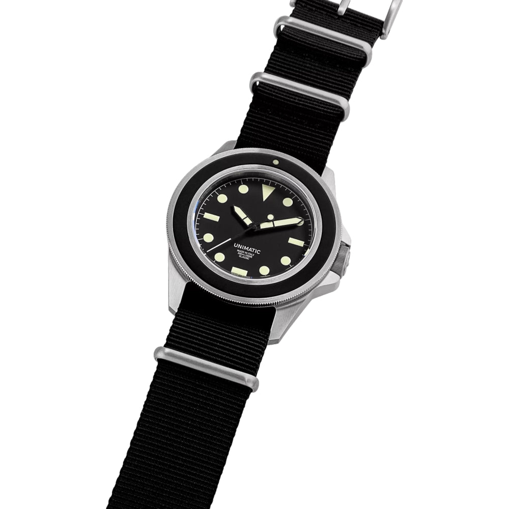 UC1 Modello Uno U1 Classic 40mm - Black on Fabric Strap