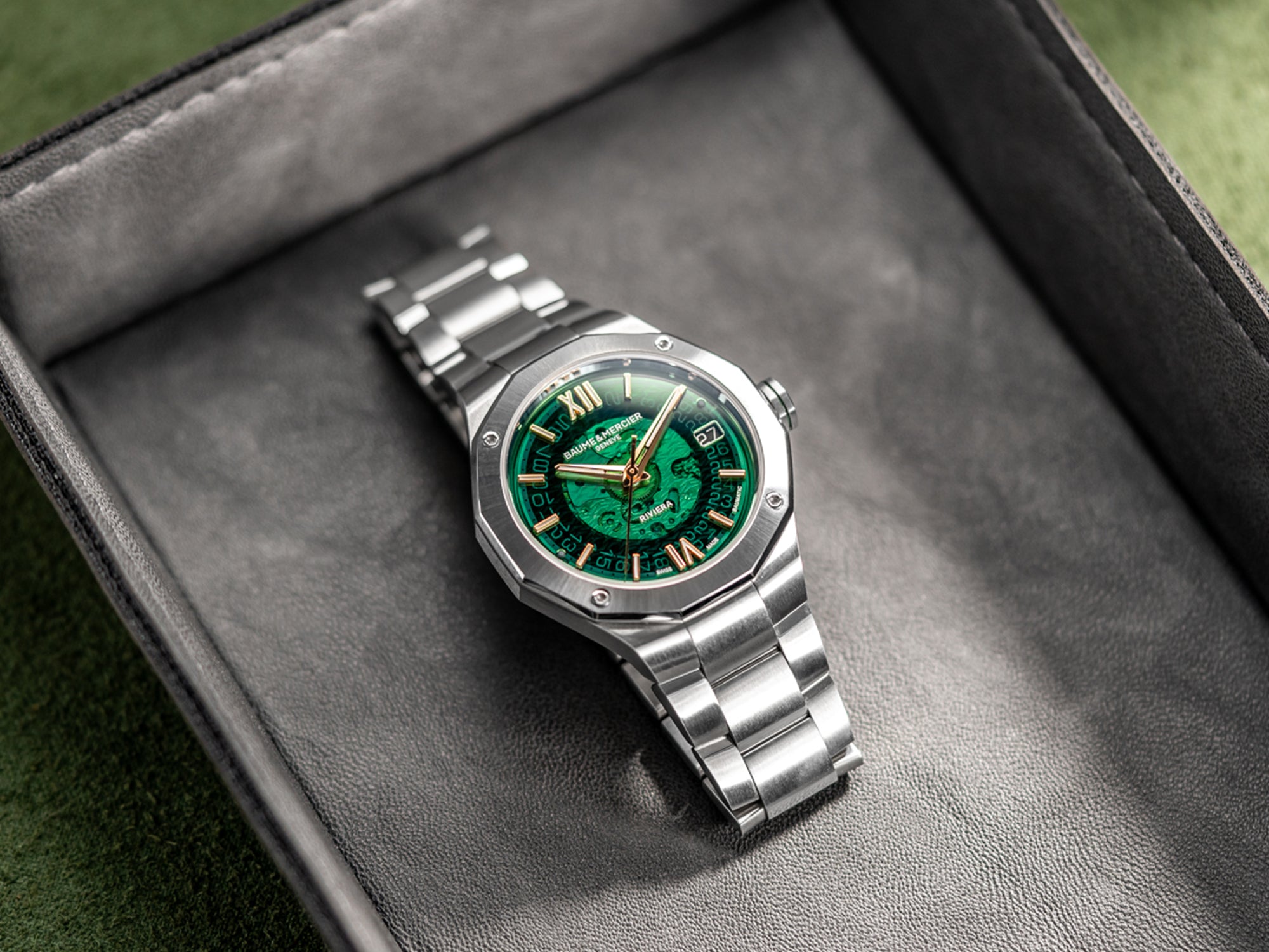 Riviera 10770 Green Dial