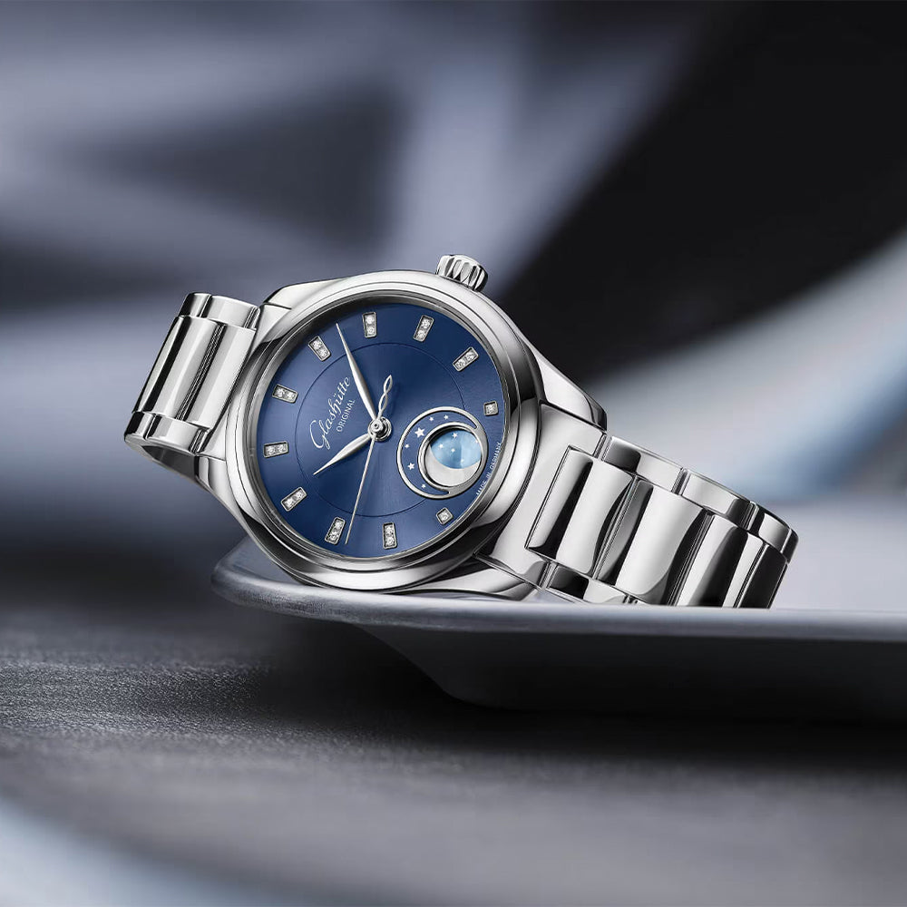 Serenade Luna Automatic 32.5mm - Blue on Bracelet