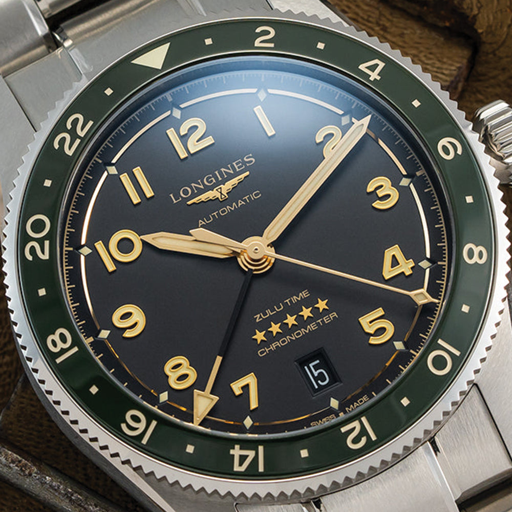 Spirit Zulu Time 39mm - Green on Bracelet