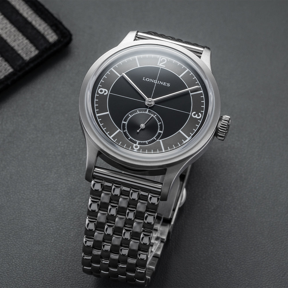 Heritage Classic Sector Dial 38.5mm - Black on Bracelet