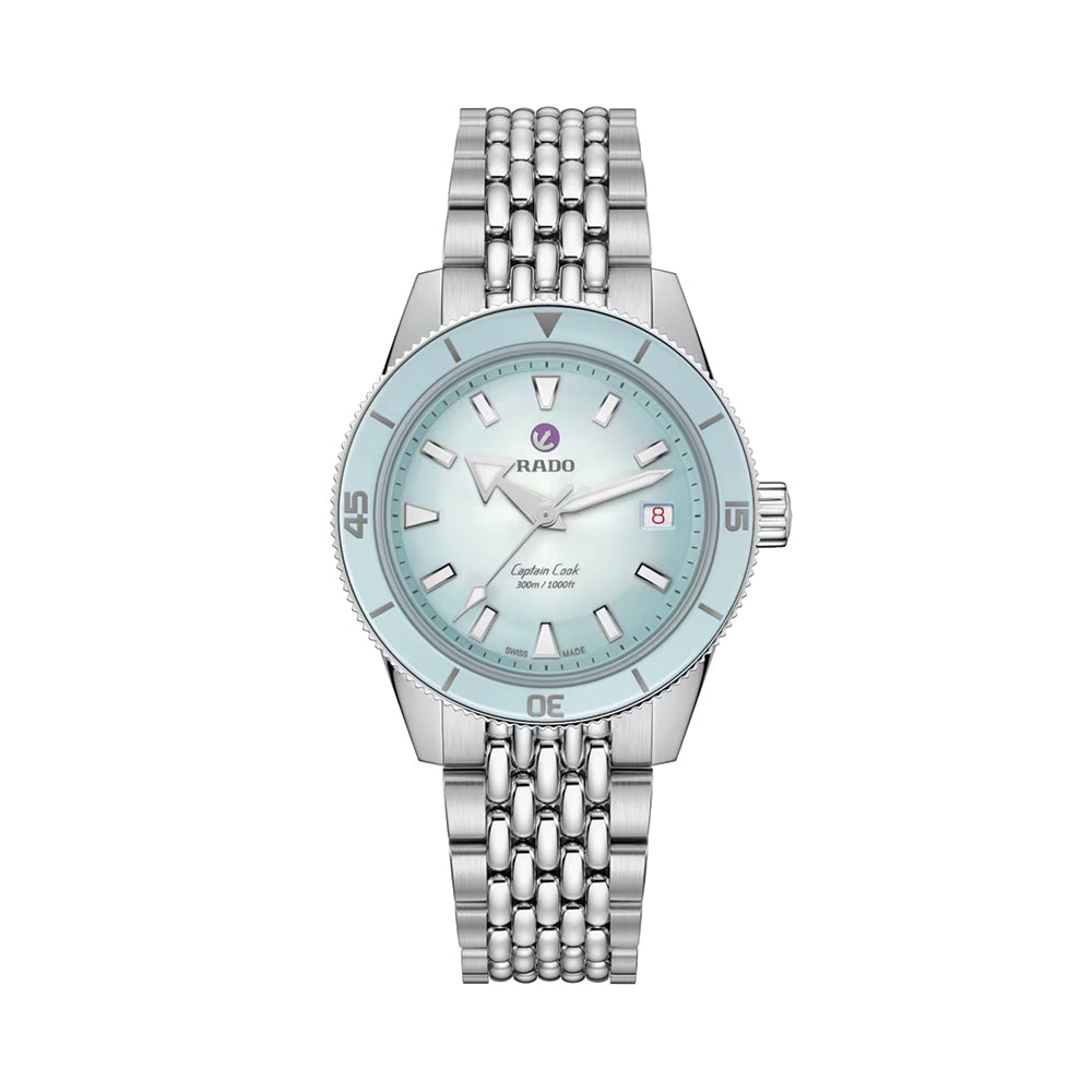 Captain Cook Automatic 39mm - Light Blue on Bracelet
