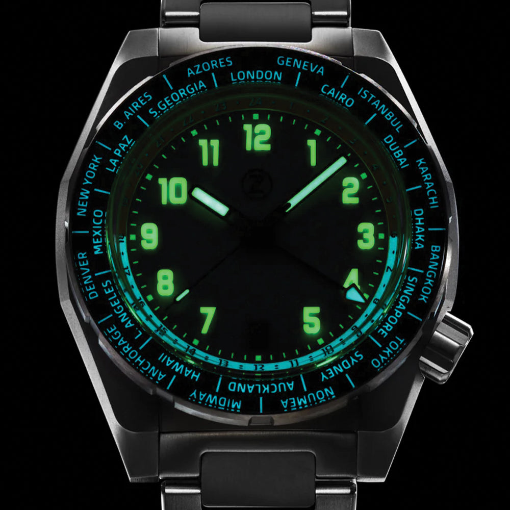 Thresher Titanium 41mm - Dusk on Bracelet