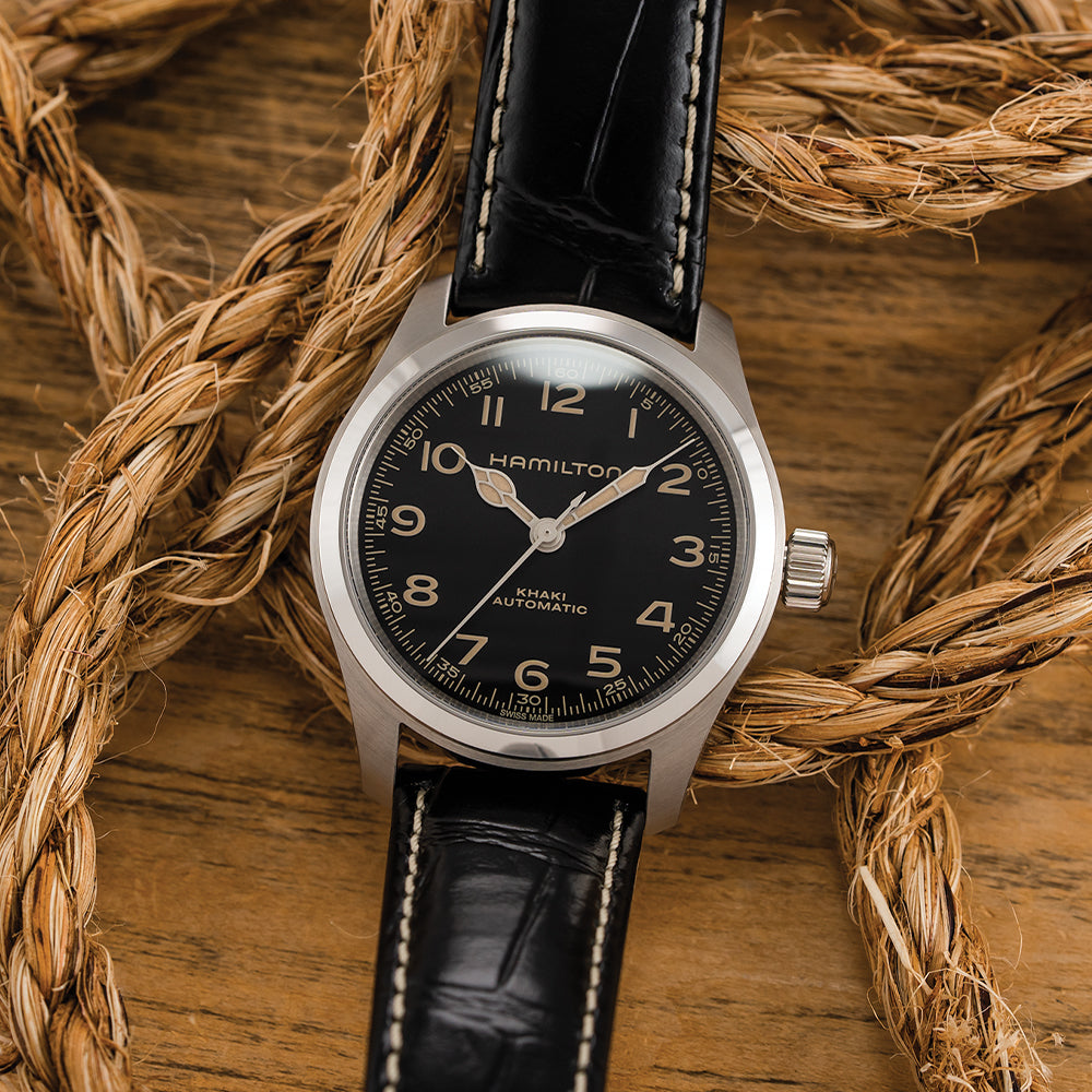 Khaki Field Murph 38mm - Black on Leather Strap