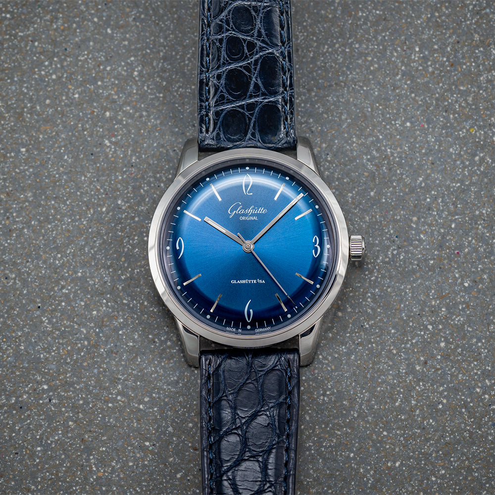 Sixties Galvanized Blue 39mm - Stainless Steel on Strap